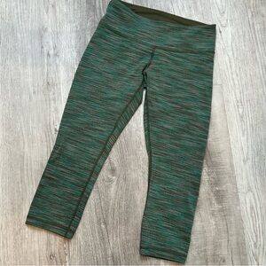 Lululemon Wunder Under Crop We Are From Space Fatigue Green Mid Rise  6 W6HF8S